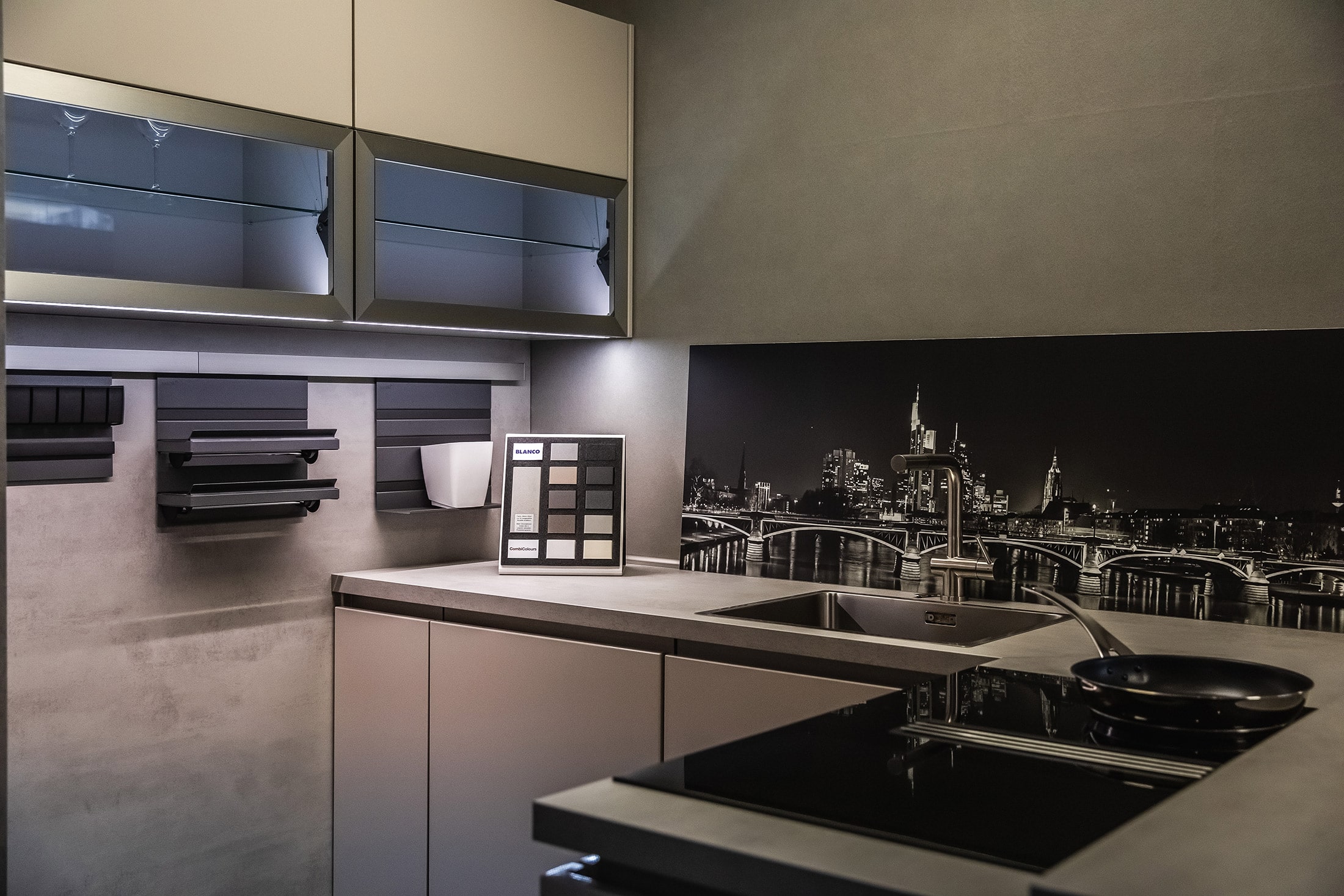Küchenhaus Krömmelbein - küchenstudio aus frankfurt für Hochwertige, Marken und Individuelle Küchenplanung in Frankfurt